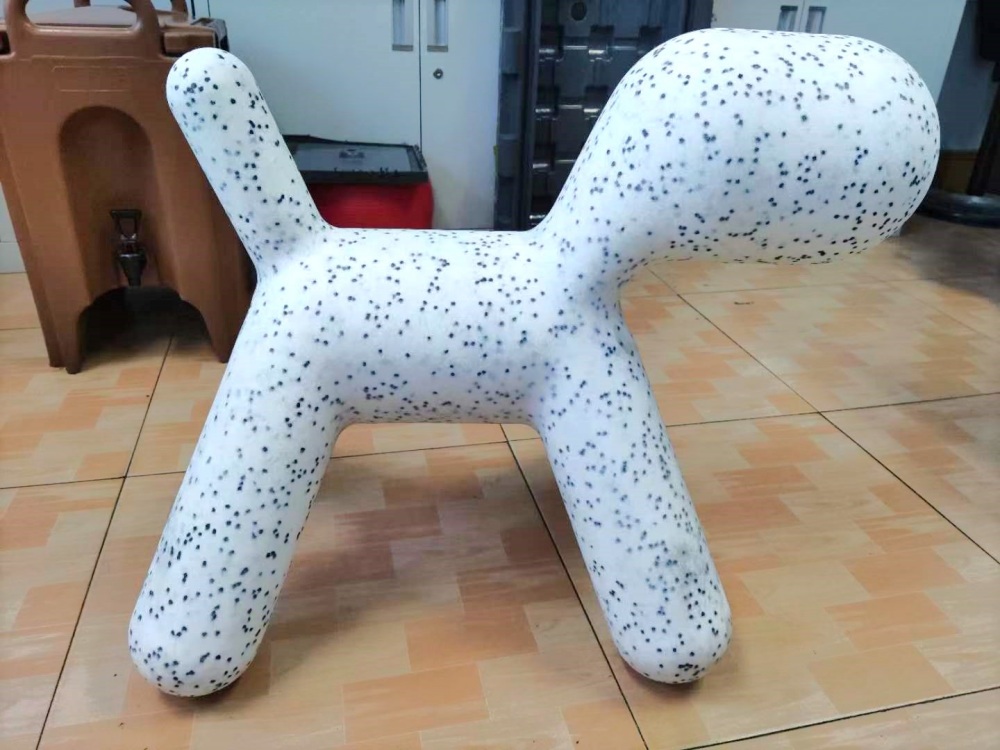 Applicazione e scenari di modanatura rotazionale marmo di particelle di grandi dimensioni